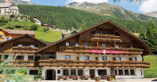 Alpenrast  hotel in the mountains of Tures