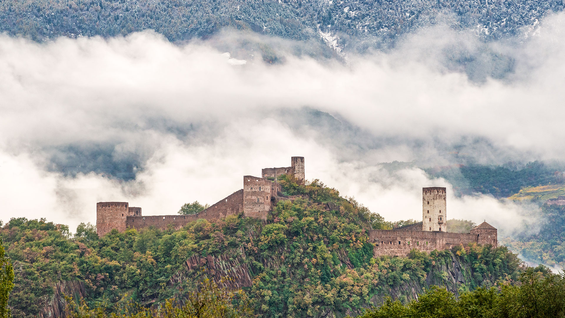Schloss Sigmundskron im Herbst