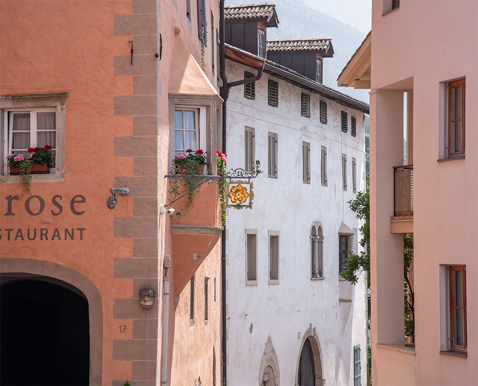 Montan Gassen im historischen Zentrum