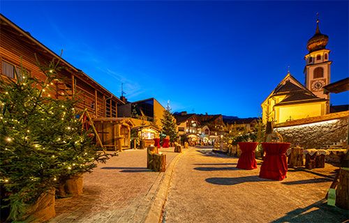 Christmas market in San Cassiano
