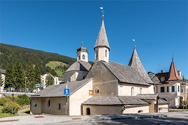 Vista del retro della Cappella del Sacro Sepolcro