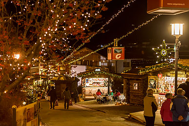 Atmosfera natalizia in Val Gardena
