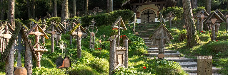 Il cimitero di guerra di Brunico