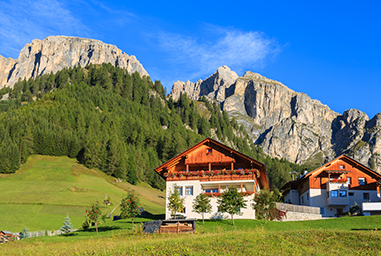 Vista sul paese di Sesto in Alta Pusteria