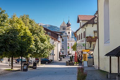 Le strade verso il centro di San Candido