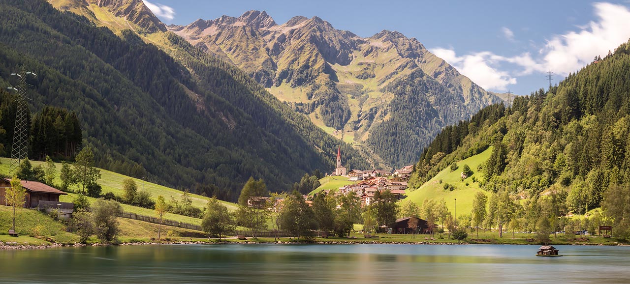 Mühlwald und sein kleiner See