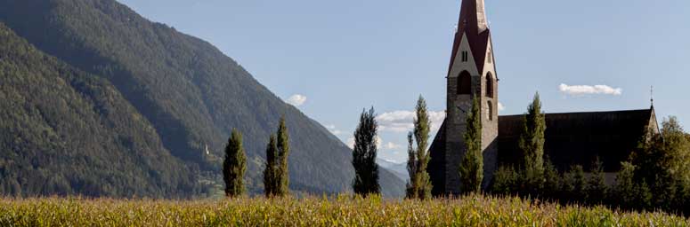 La chiesa della località Selva dei Molini in Valle Aurina