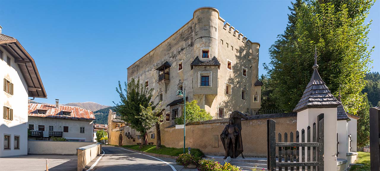 Il castello degli Herbst a Dobbiaco