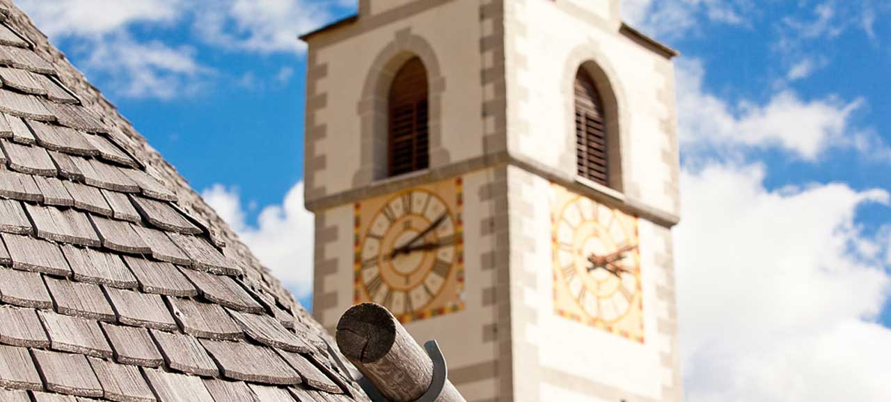 Il campanile della chiesa di San Martino in Badia