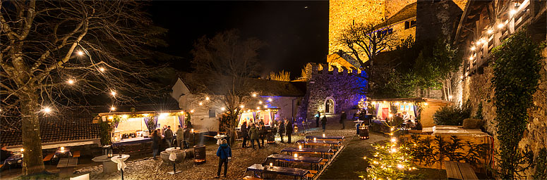 Weihnachtsmarkt auf Schloss Tirol