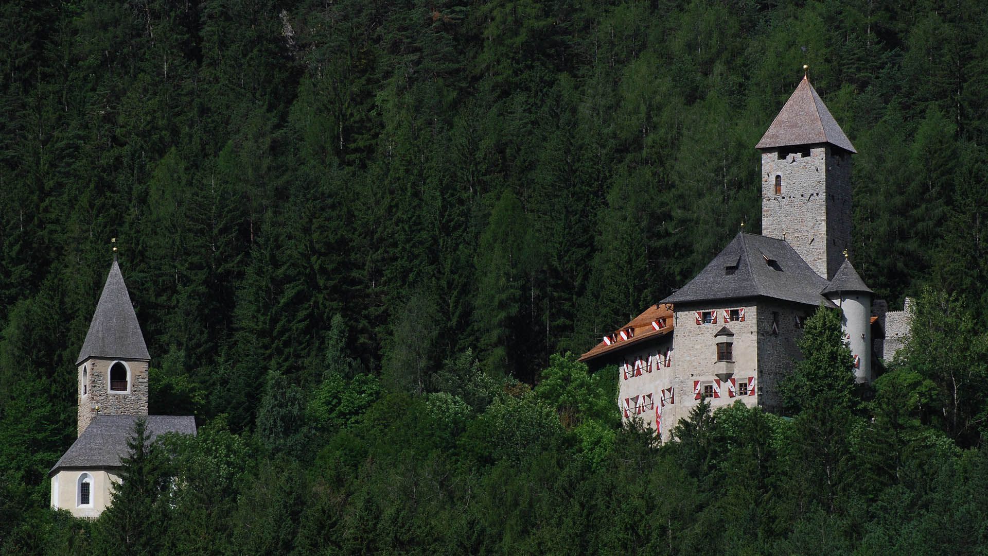 Schloss Neuhaus bei Gais