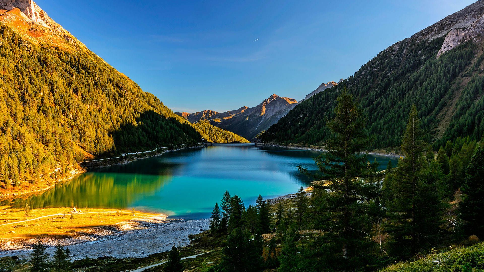 Lake Neves in the Ahrntal Valley