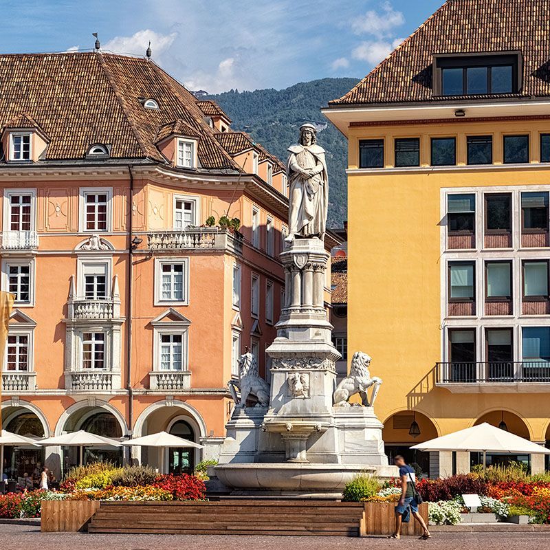 Monument to Walther von der Vogelweide