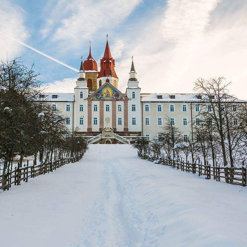 Nova Ponente &amp; Monte San Pietro