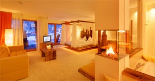 Gemütliches Zimmer des Erlebnishotel Waltershof im Ultental
