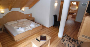 Ferien im Hotel Cristallo in Stern / La Villa in Alta Badia