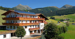 Hotel Oberlechner in Meransen in Gitschberg Jochtal