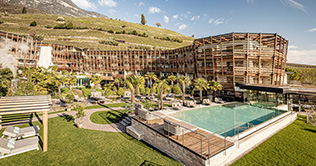 Hotel Seeleiten at S. Giuseppe near the Lake of Caldaro in South Tyrol